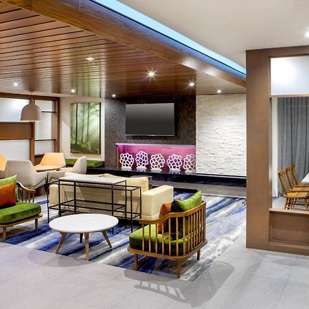 Fairfield Inn & Suites By Marriott Mcpherson Zewnętrze zdjęcie